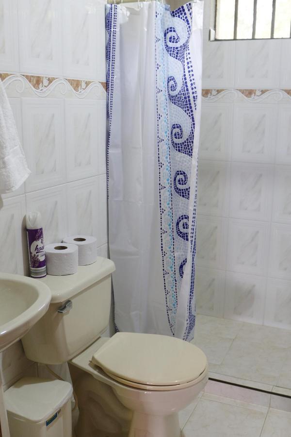 Finca Chalet La Tawa Sevilla  Екстер'єр фото